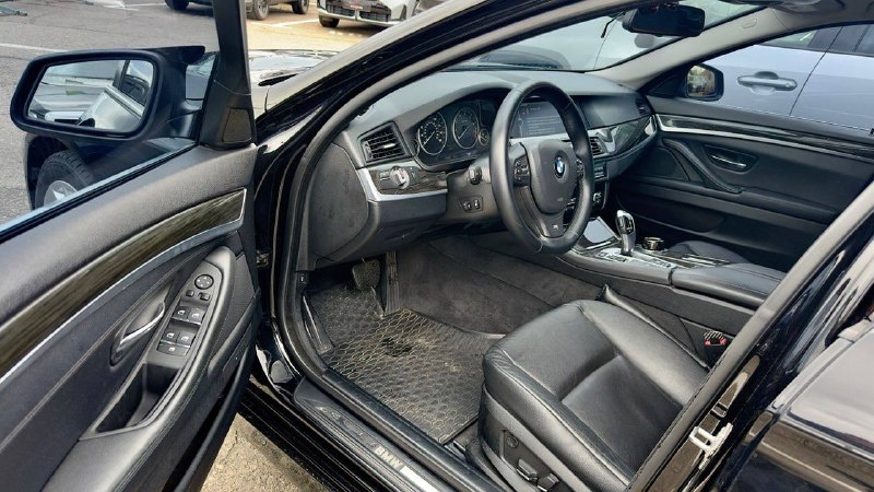 BMW 528 xDrive 2012
