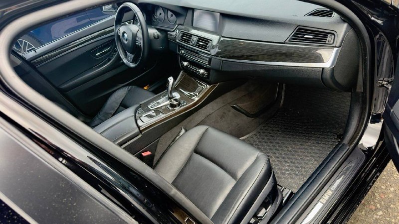 BMW 528 xDrive 2012