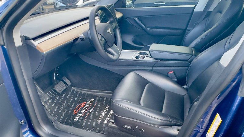 Tesla Model Y 2022