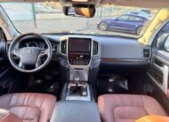 Toyota Land Cruiser 200 2021