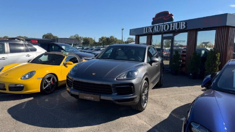 Porsche CAYENNE 2022