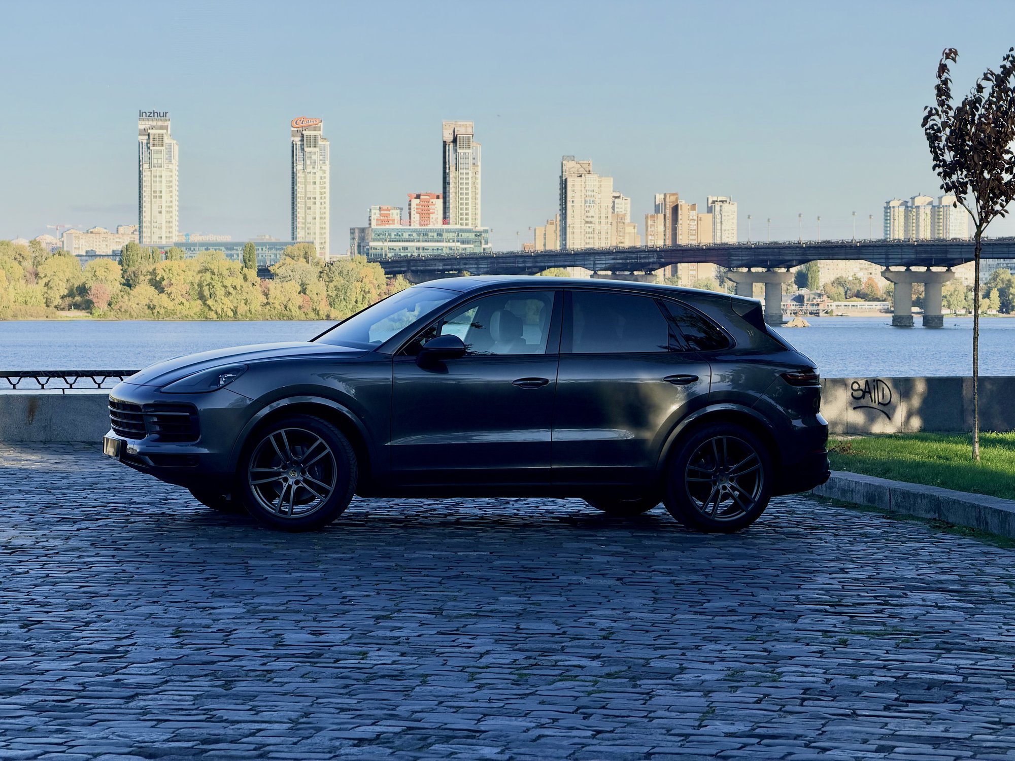 Porsche CAYENNE 2022